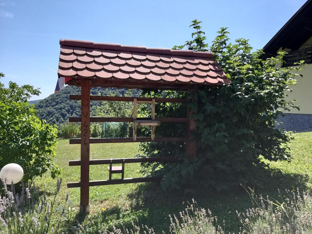 Getaway "At The Three Lights" Villa Sevnica Kültér fotó