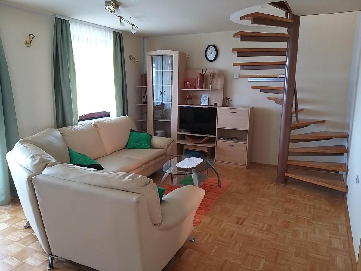 Getaway "At The Three Lights" Villa Sevnica Kültér fotó