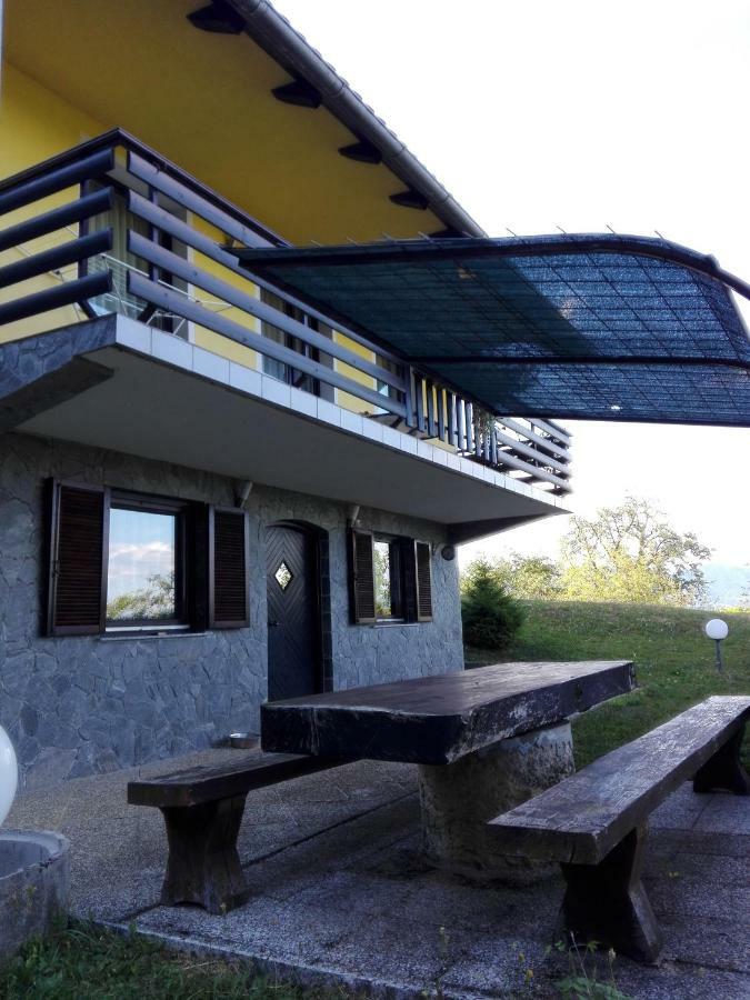 Getaway "At The Three Lights" Villa Sevnica Kültér fotó