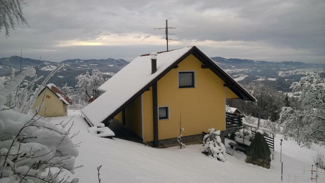 Getaway "At The Three Lights" Villa Sevnica Kültér fotó
